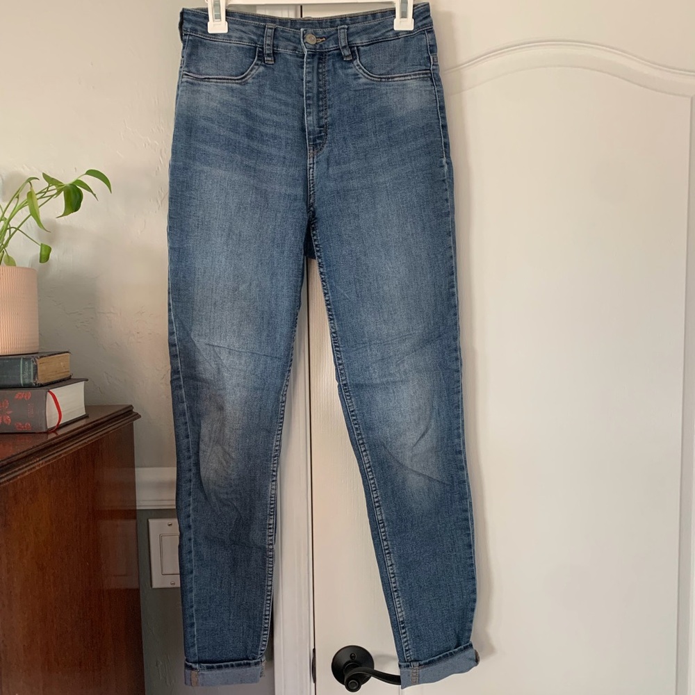 •H&M Divided High Rise Skinny Jeans•